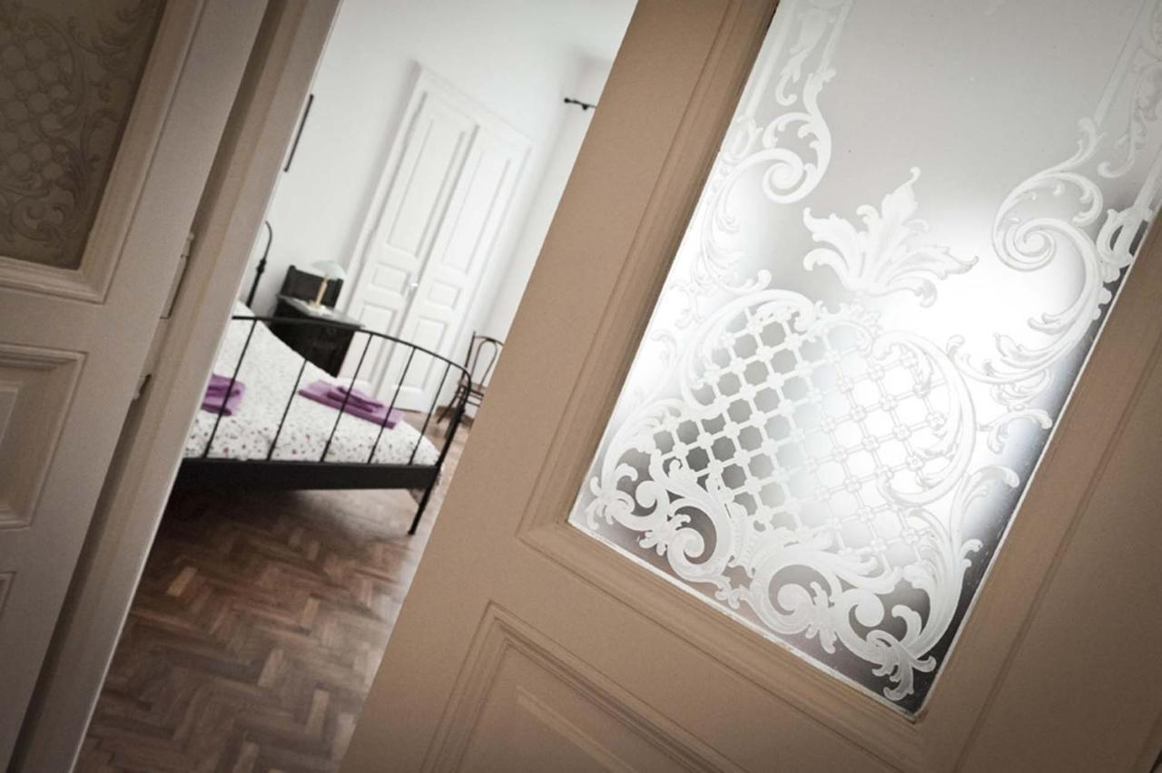 Domus Liberta - Boutique Rooms Τεργέστη Εξωτερικό φωτογραφία