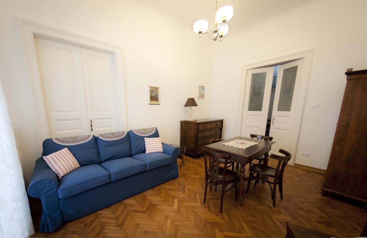 Domus Liberta - Boutique Rooms Τεργέστη Εξωτερικό φωτογραφία